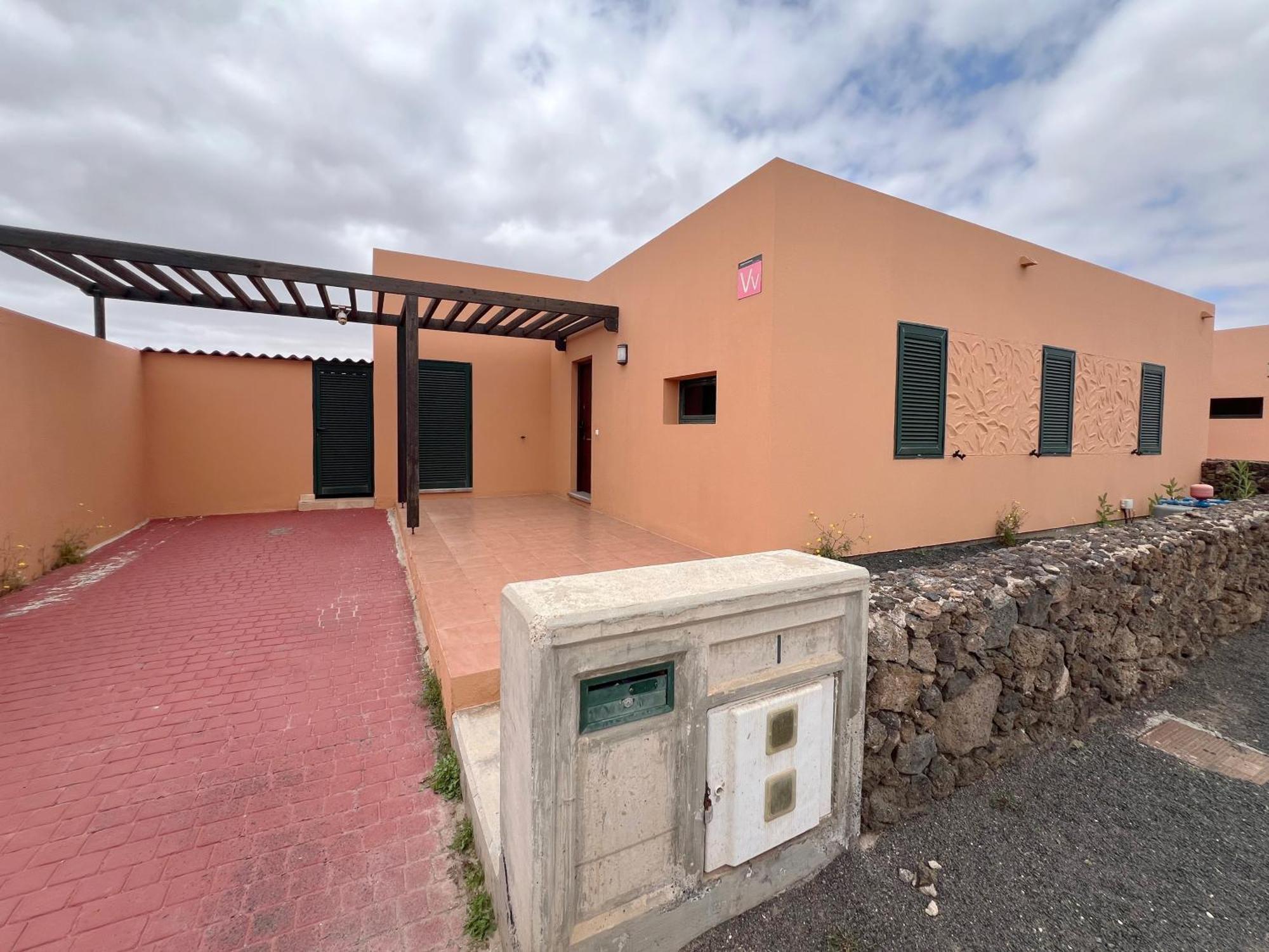 Anahi Homes Corralejo - Codeso 1